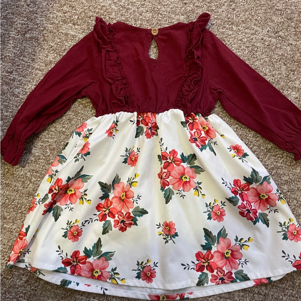 Dress - Picture 2 of 3